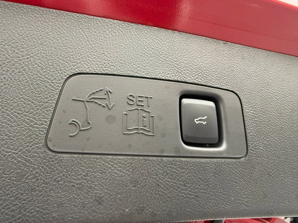 Used 2024 Lincoln Corsair AWD w/ Equipment Group 101A image 36