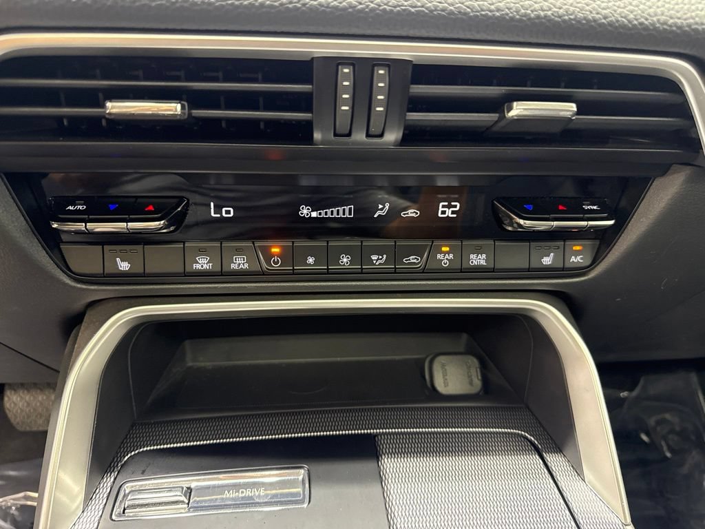 Used 2024 MAZDA CX-90 Plug-In Hybrid w/ Premium Pkg AWD/4WD image 20