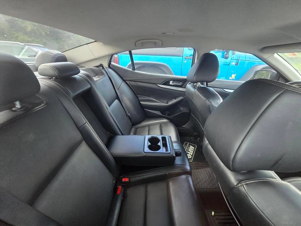 Used 2017 Nissan Maxima 3.5 SV FWD image 6