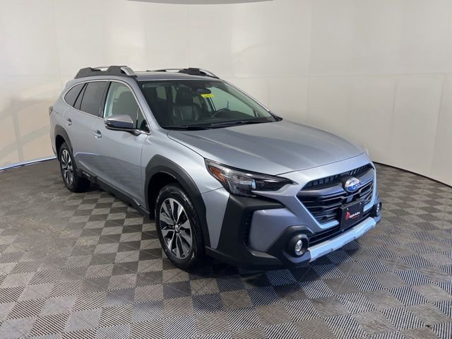 Used 2023 Subaru Outback Touring AWD/4WD image 1