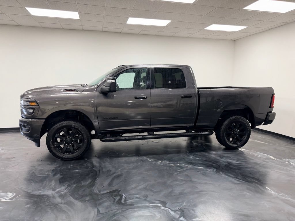 Used 2025 RAM 2500 Big Horn AWD/4WD image 3