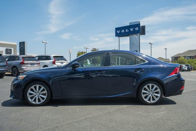 Used 2014 Lexus IS 250 RWD image 4