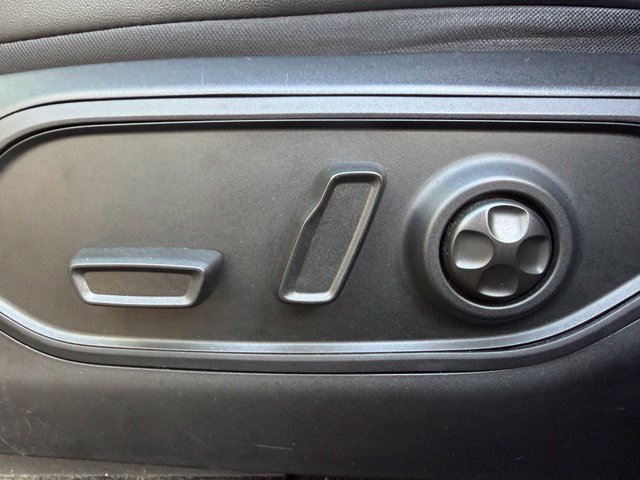 Used 2023 Jeep Grand Cherokee L Limited AWD/4WD image 15