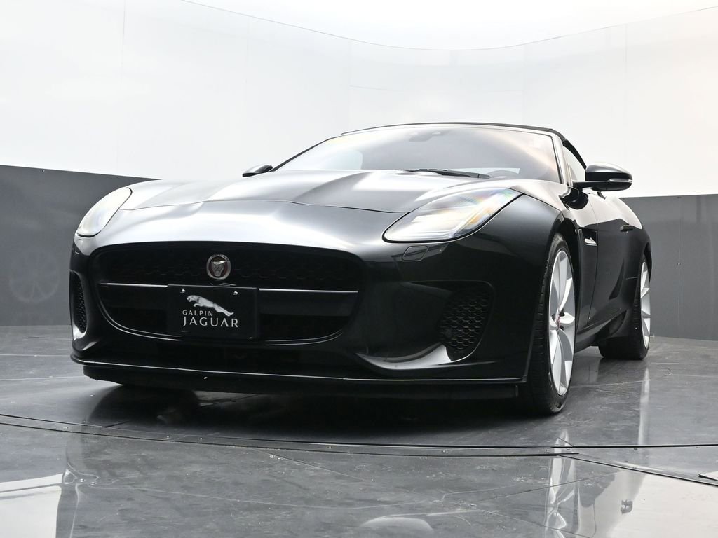 Used 2018 Jaguar F-TYPE Convertible image 27
