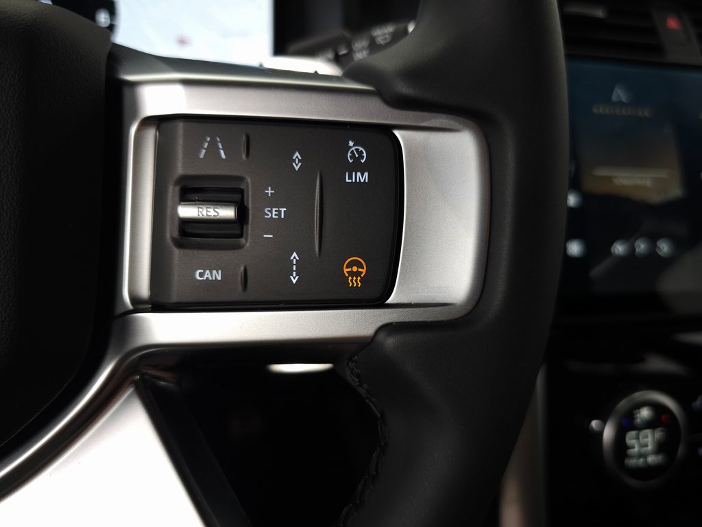 New 2025 Land Rover Discovery Dynamic SE image 20