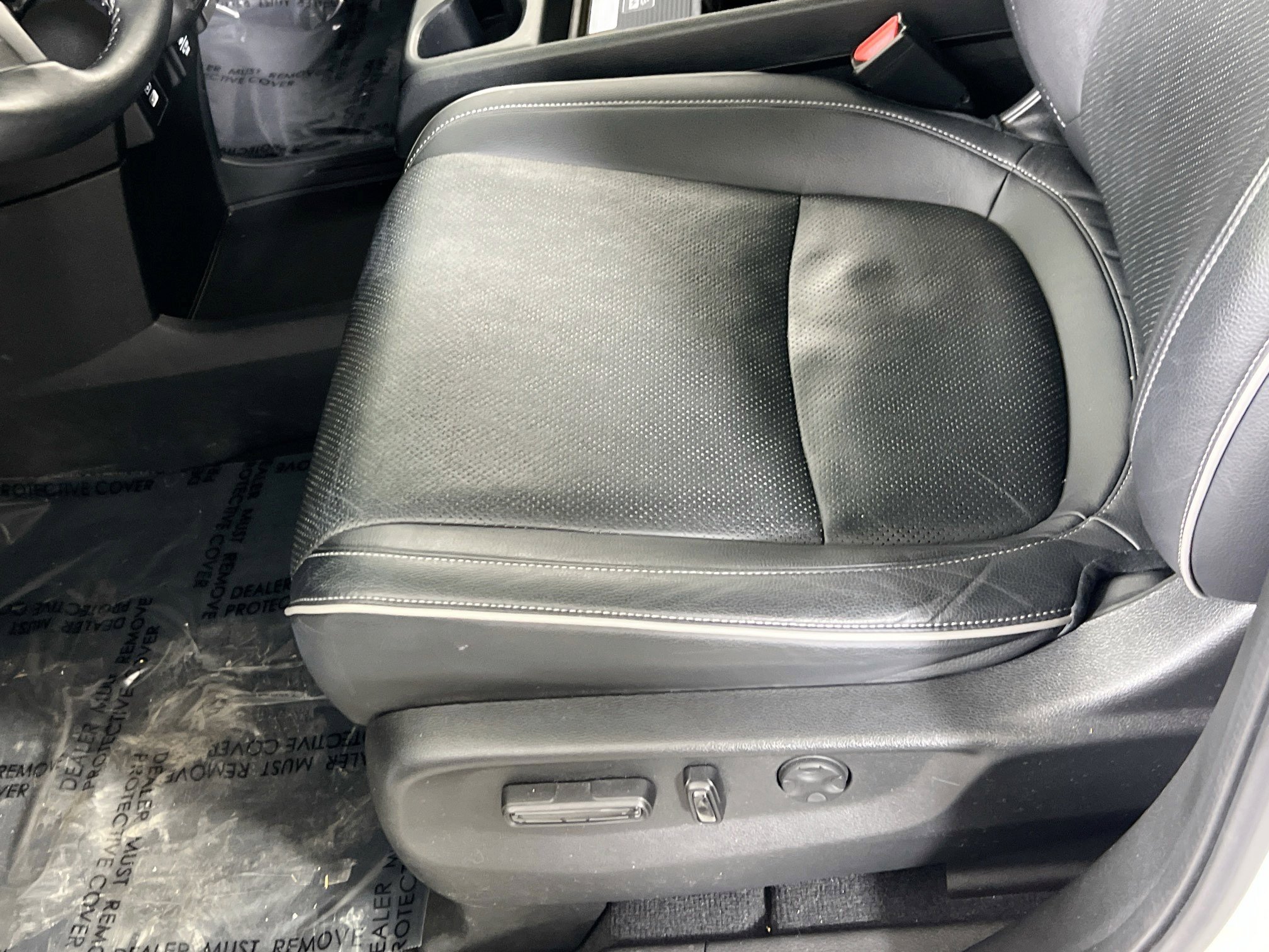 Used 2023 Honda Odyssey Elite image 19