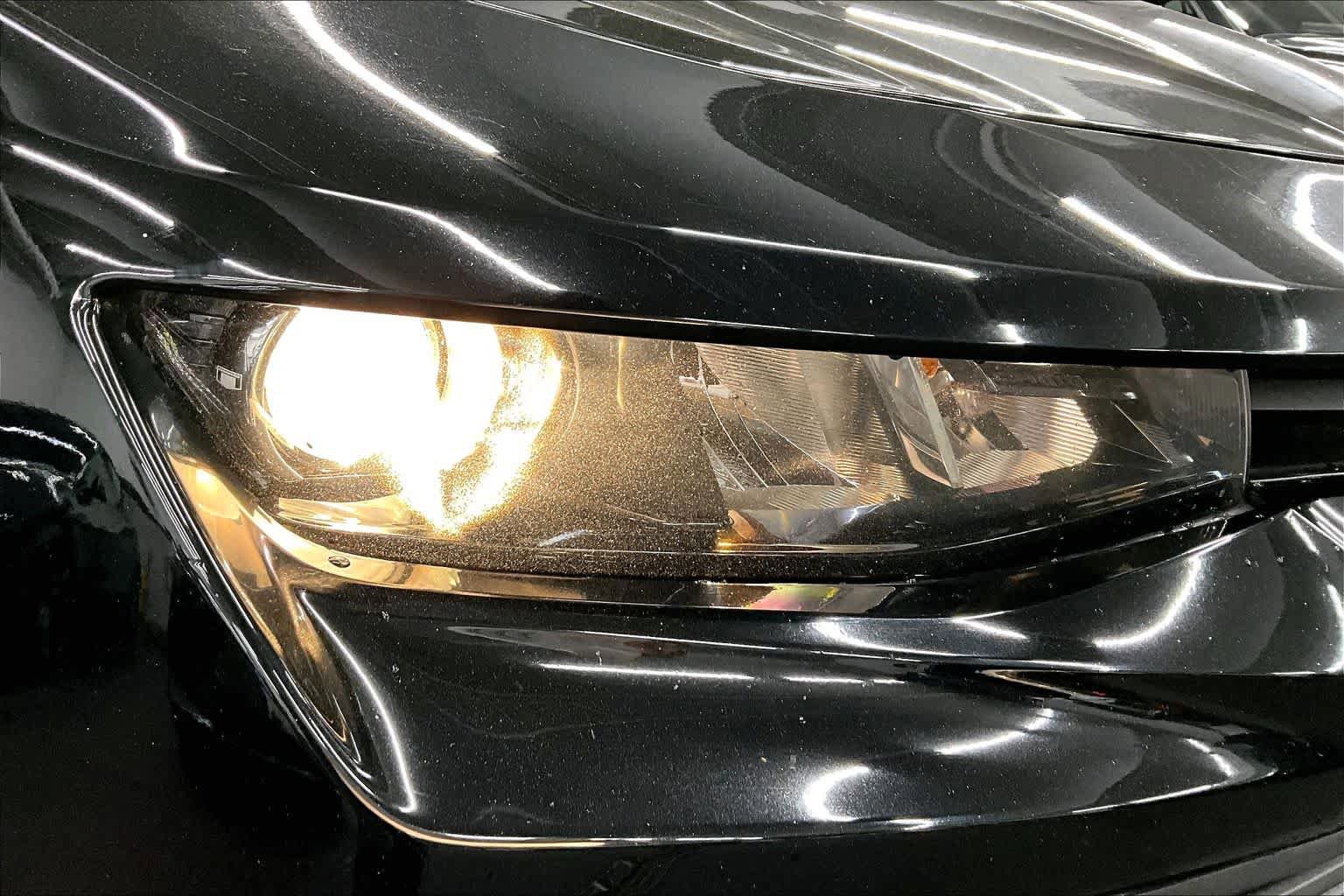 Used 2017 Chevrolet Camaro LT RWD image 27