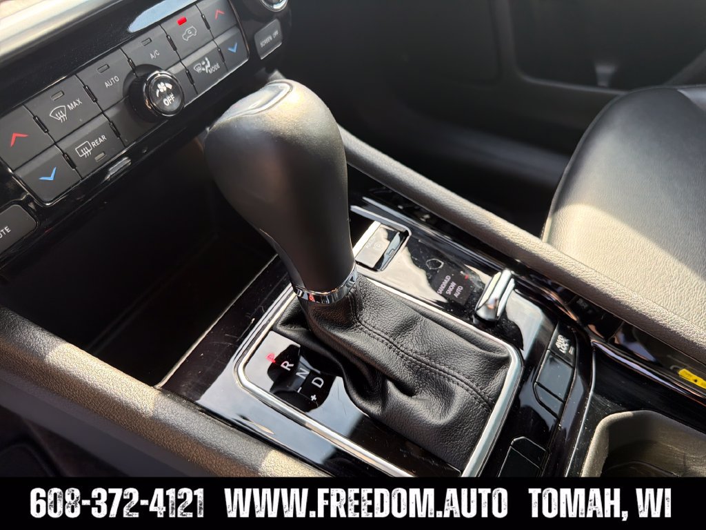 Used 2025 Jeep Compass Limited AWD/4WD image 22