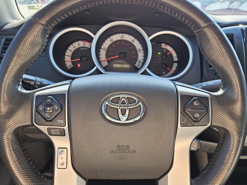 Used 2015 Toyota Tacoma PreRunner image 20