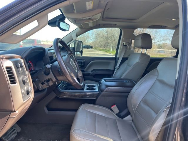 Used 2015 GMC Sierra 2500 Denali w/ Duramax Plus Package AWD/4WD image 14