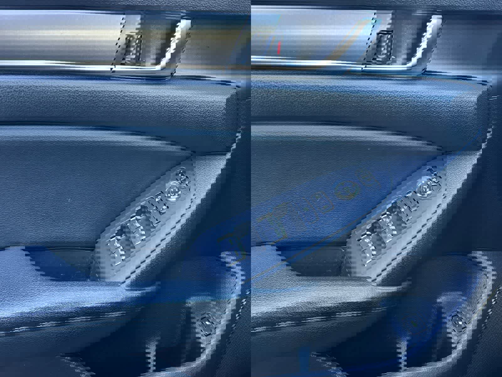 Used 2018 Honda Accord LX image 13