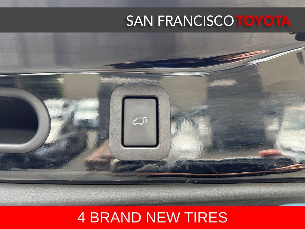 Used 2016 Toyota Highlander Limited image 42