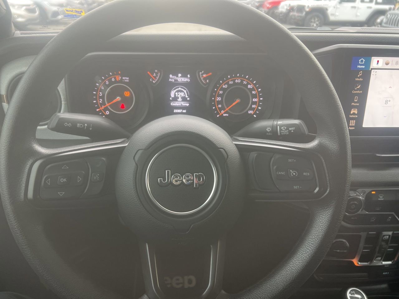 Used 2025 Jeep Gladiator Nighthawk image 25