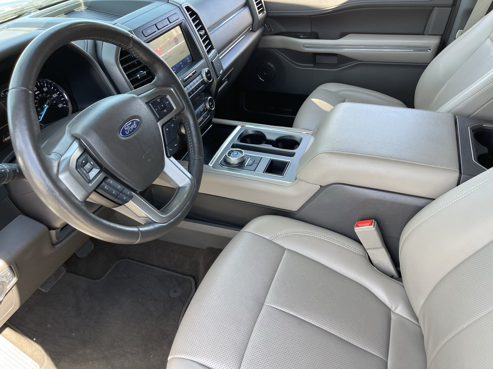 Used 2021 Ford Expedition XLT RWD image 11