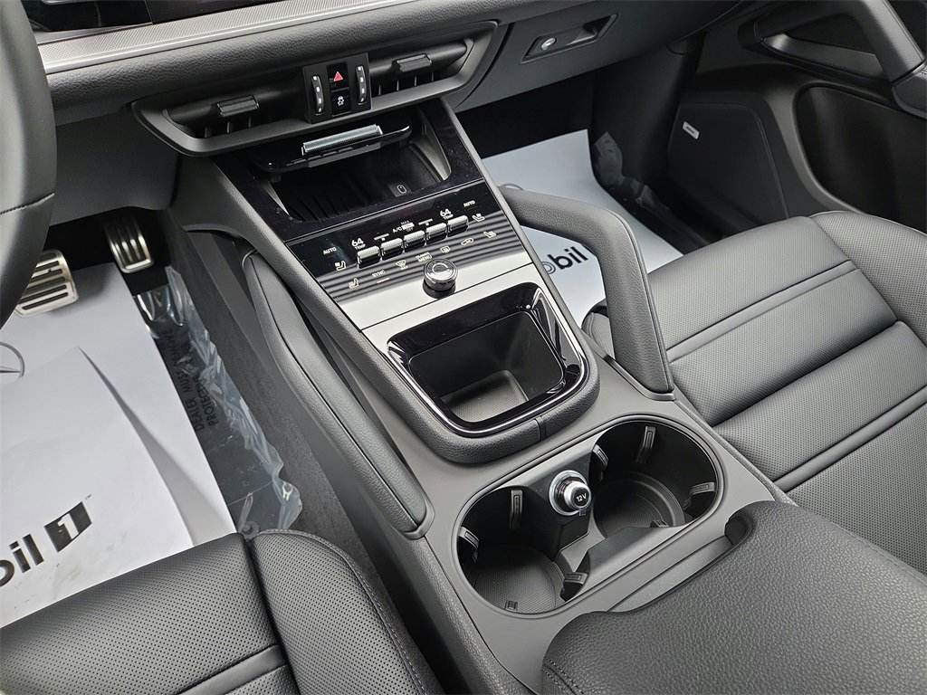New 2026 Porsche Cayenne S image 14