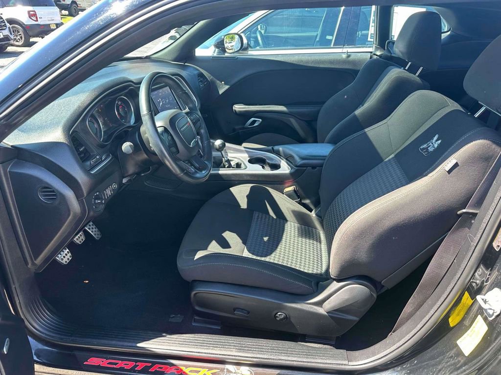 Used 2021 Dodge Challenger R/T Scat Pack RWD image 11