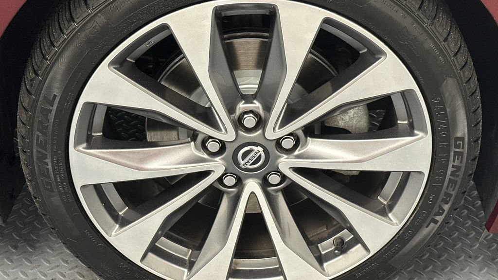 Certified 2021 Nissan Maxima Platinum w/ Sport Mat Group FWD image 21