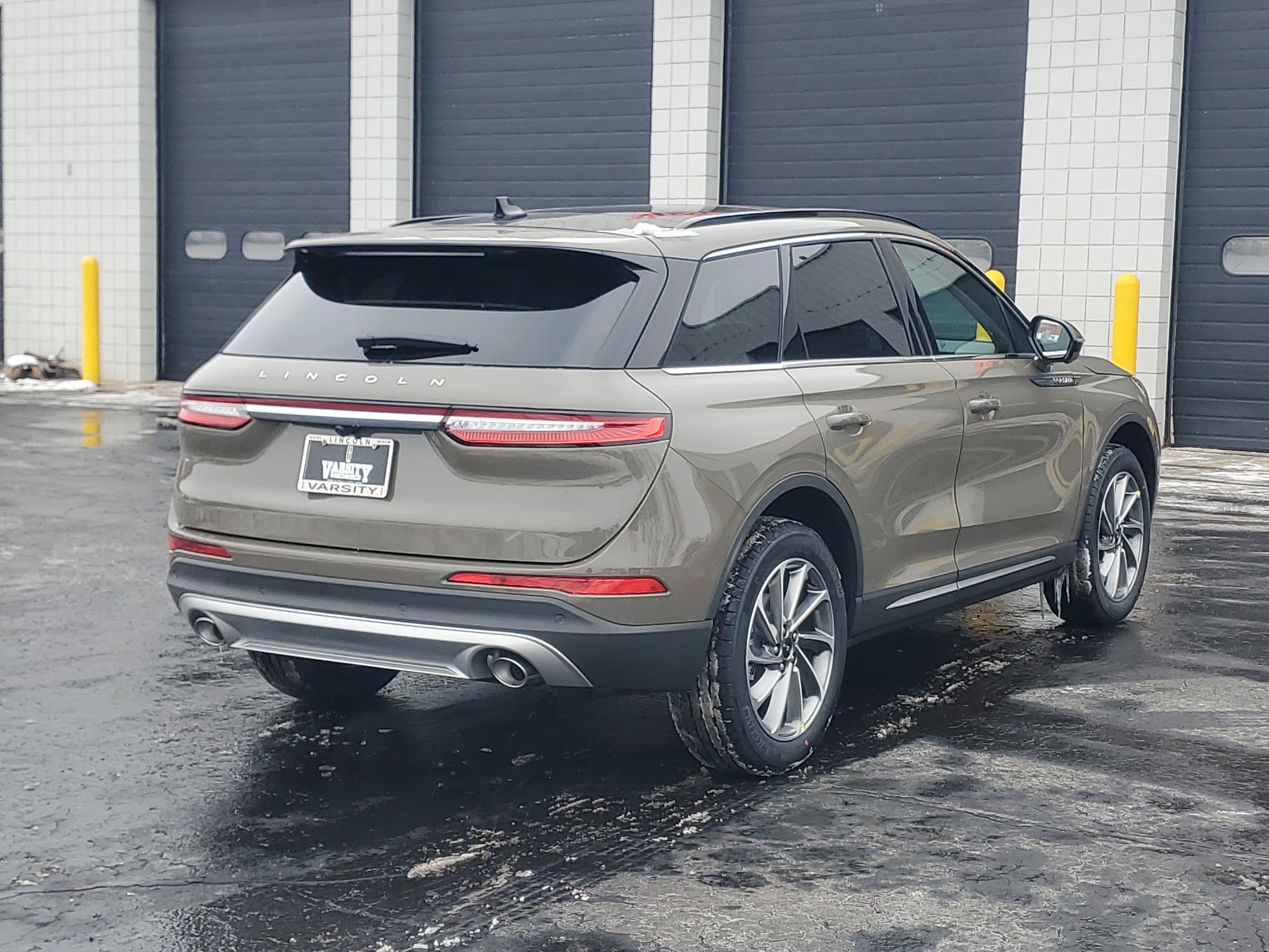 New 2026 Lincoln Corsair Premiere image 4