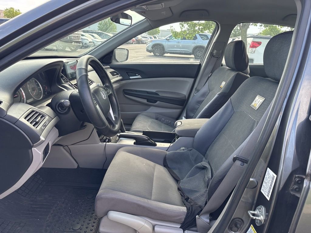 Used 2011 Honda Accord LX image 12