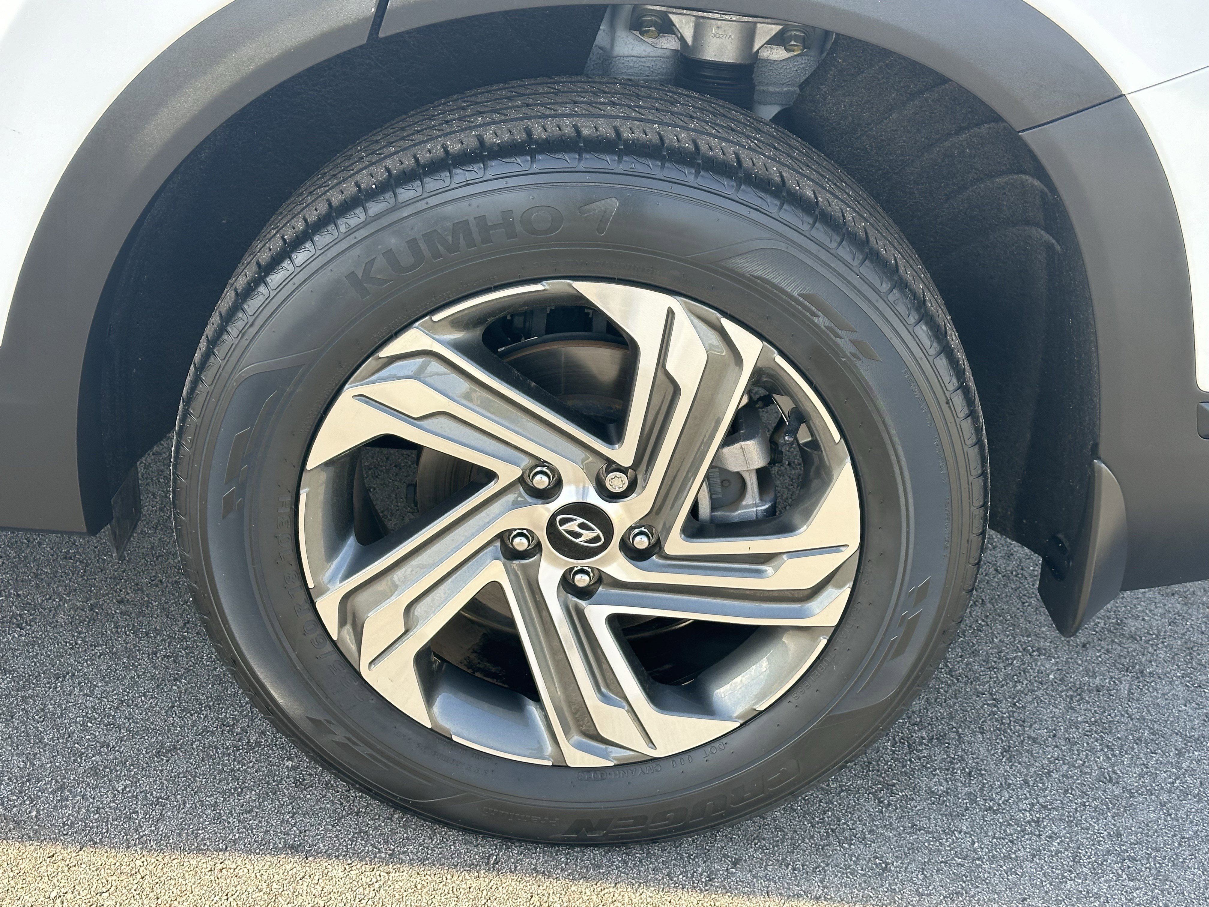 Used 2023 Hyundai Santa Fe SE image 20