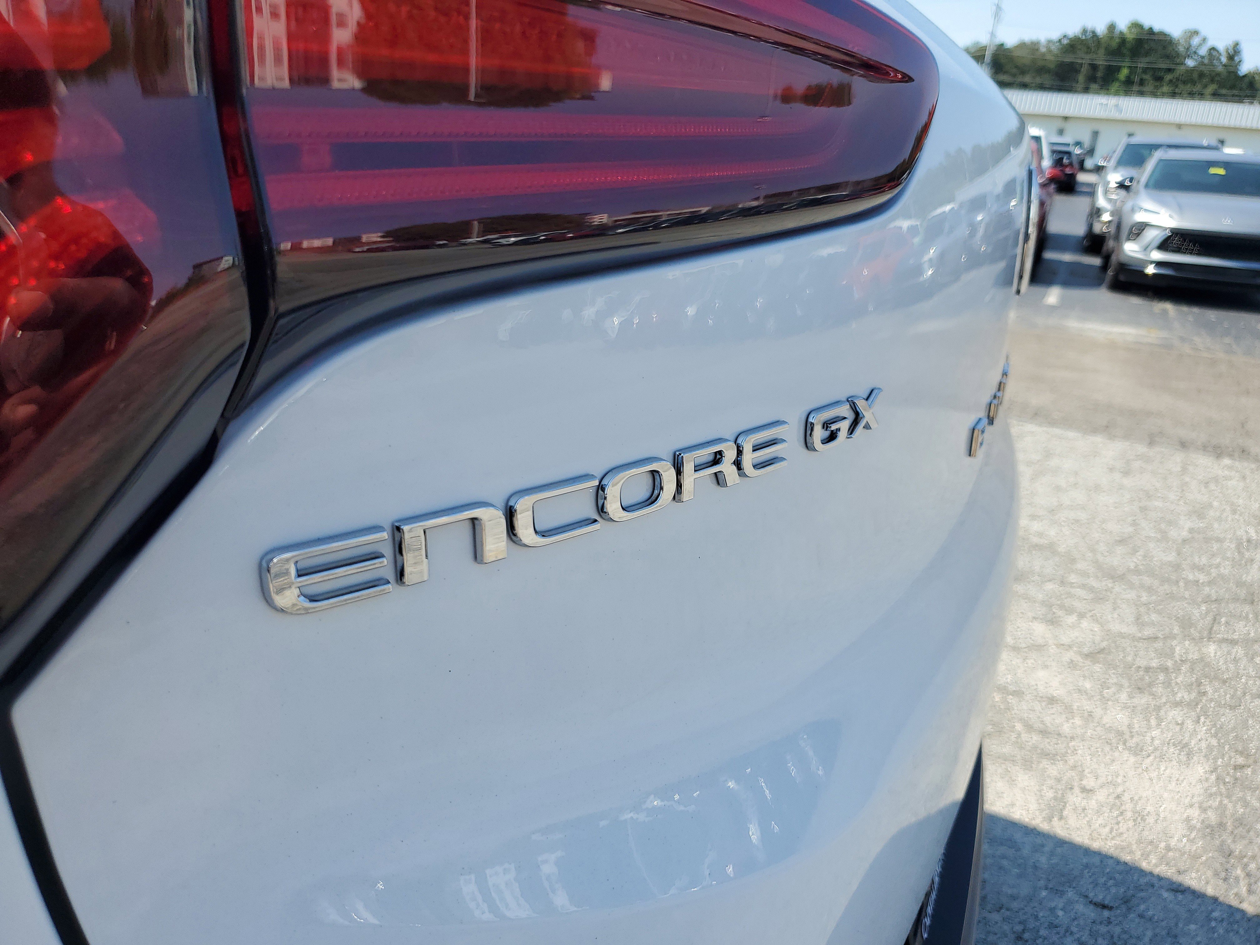 New 2026 Buick Encore GX Sport Touring image 5