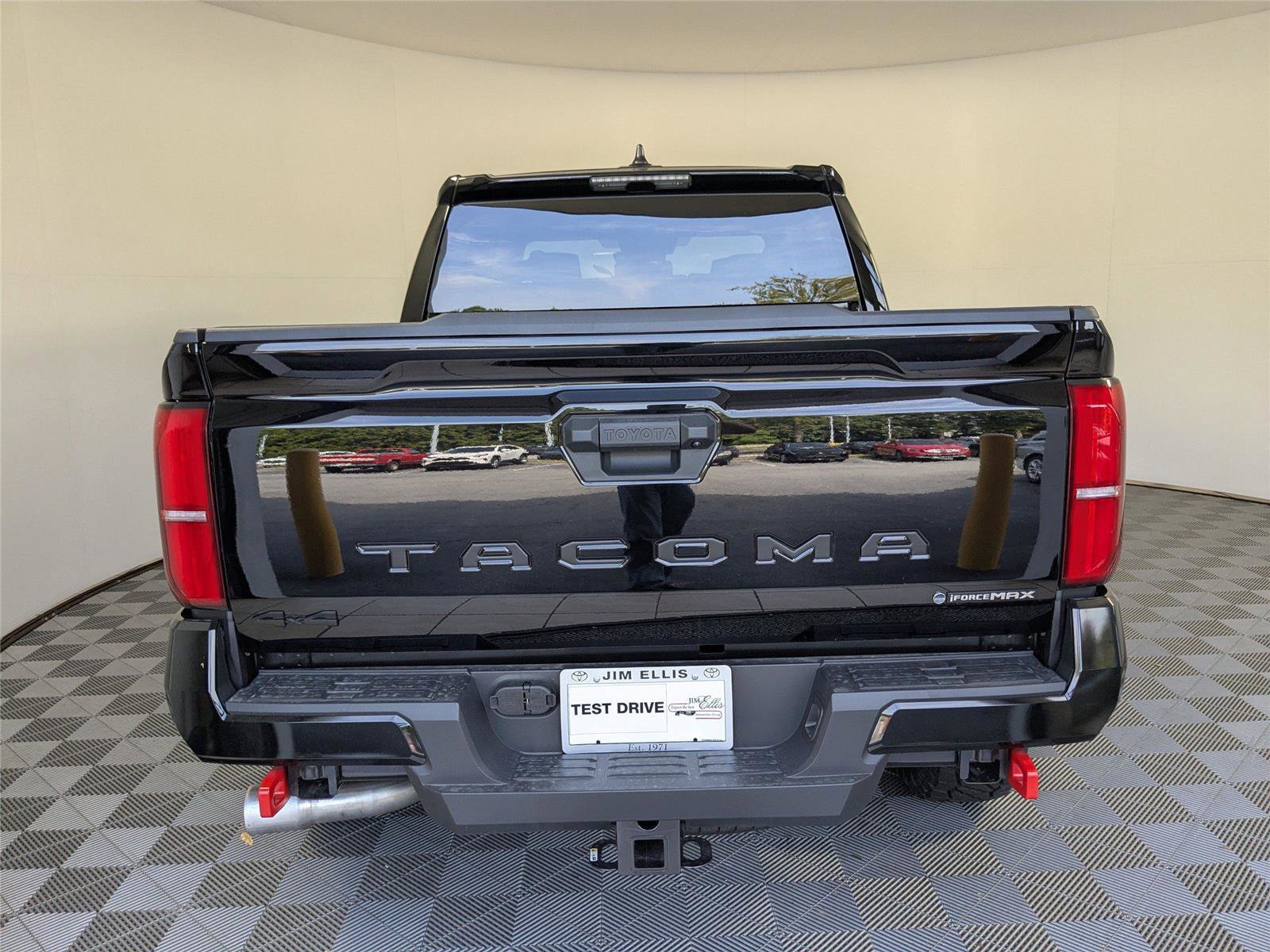 New 2025 Toyota Tacoma TRD Off-Road image 23