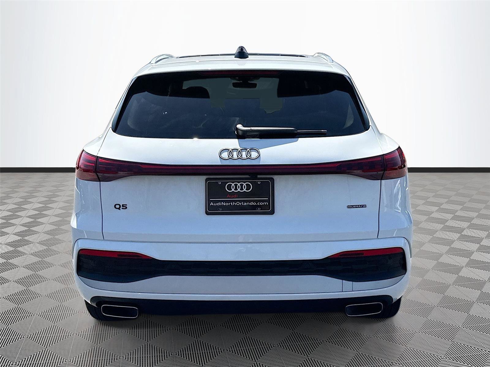 Certified 2025 Audi Q5 Premium w/ Convenience Package image 6