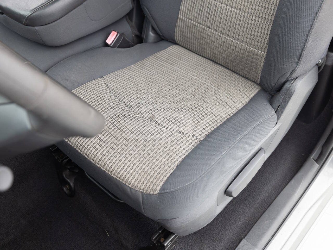 Used 2012 RAM 1500 Express RWD image 25