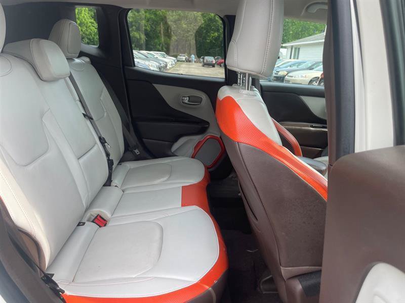 Used 2015 Jeep Renegade Limited AWD/4WD image 13