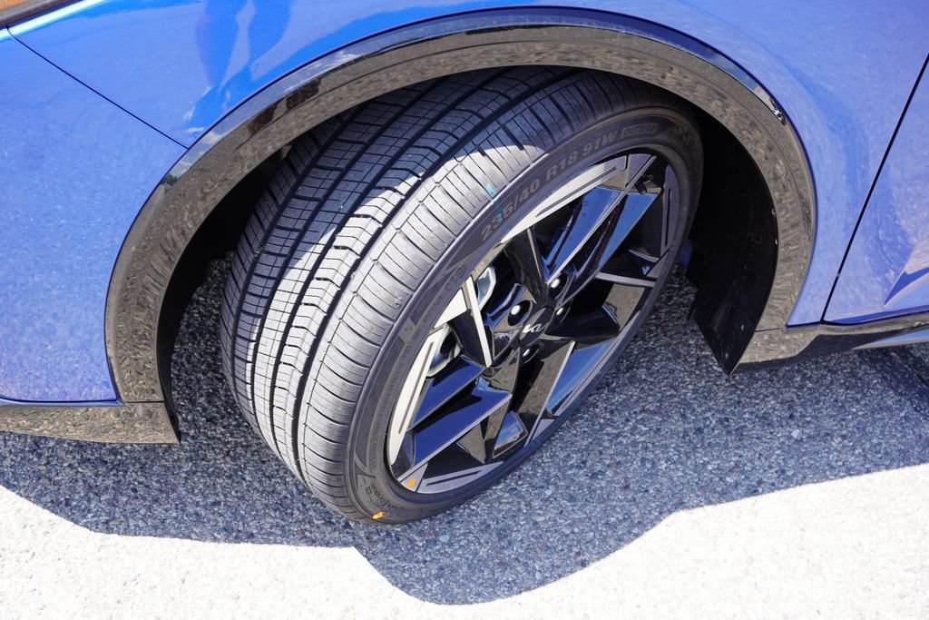 New 2026 Kia K4 GT-Line w/ GT-Line Premium Package FWD image 9