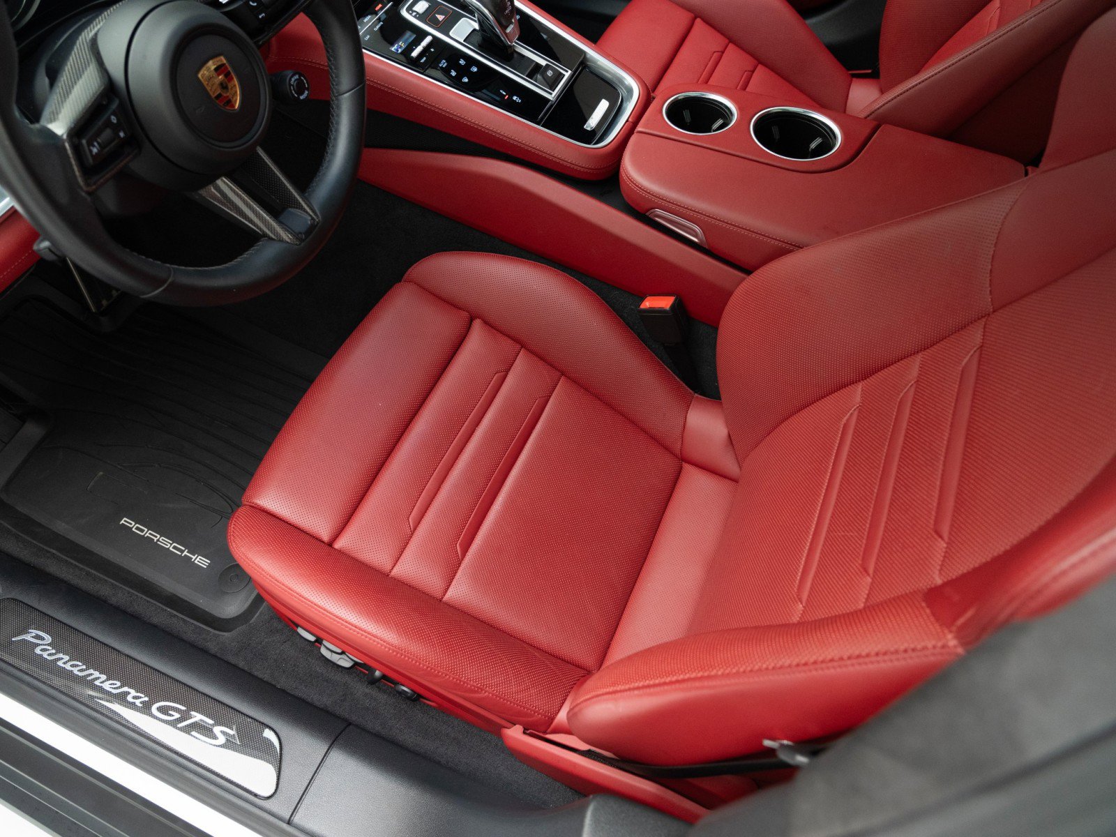 Certified 2023 Porsche Panamera GTS image 17
