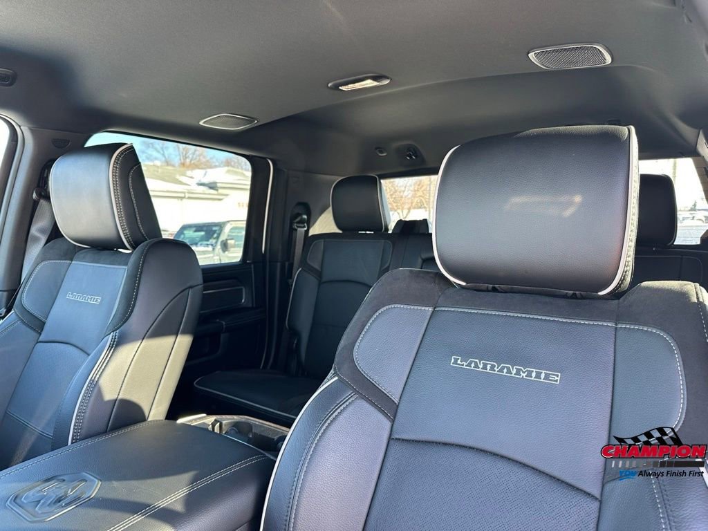 Used 2025 RAM 2500 Laramie w/ Night Edition image 17