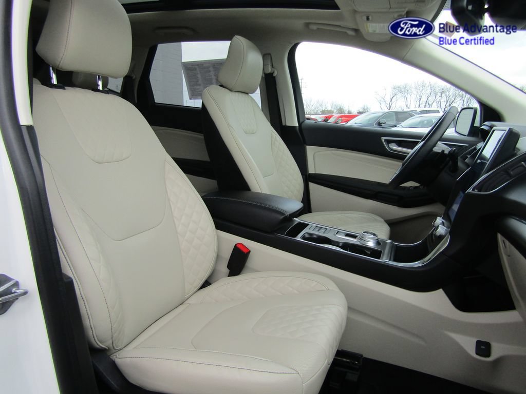 Certified 2024 Ford Edge Titanium AWD/4WD image 19