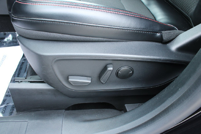 Used 2024 Ford Escape ST-Line w/ Tech Pack #1 AWD/4WD image 13