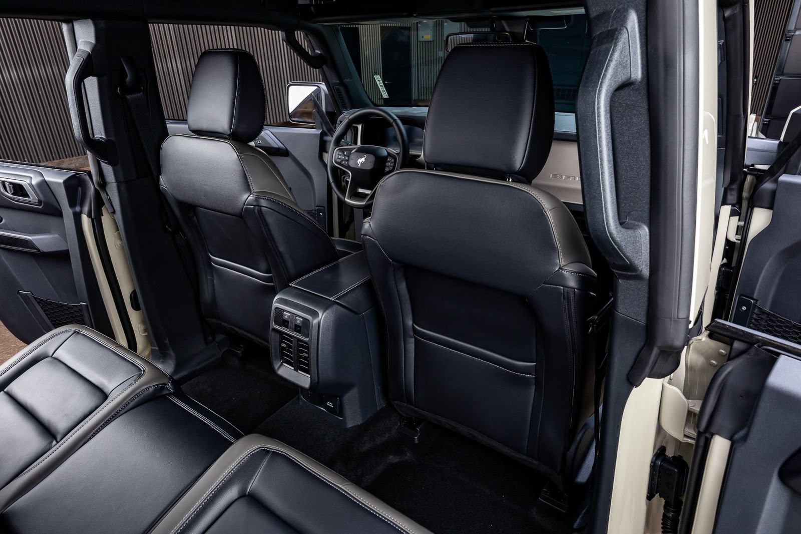 Used 2026 Ford Bronco Outer Banks AWD/4WD image 29