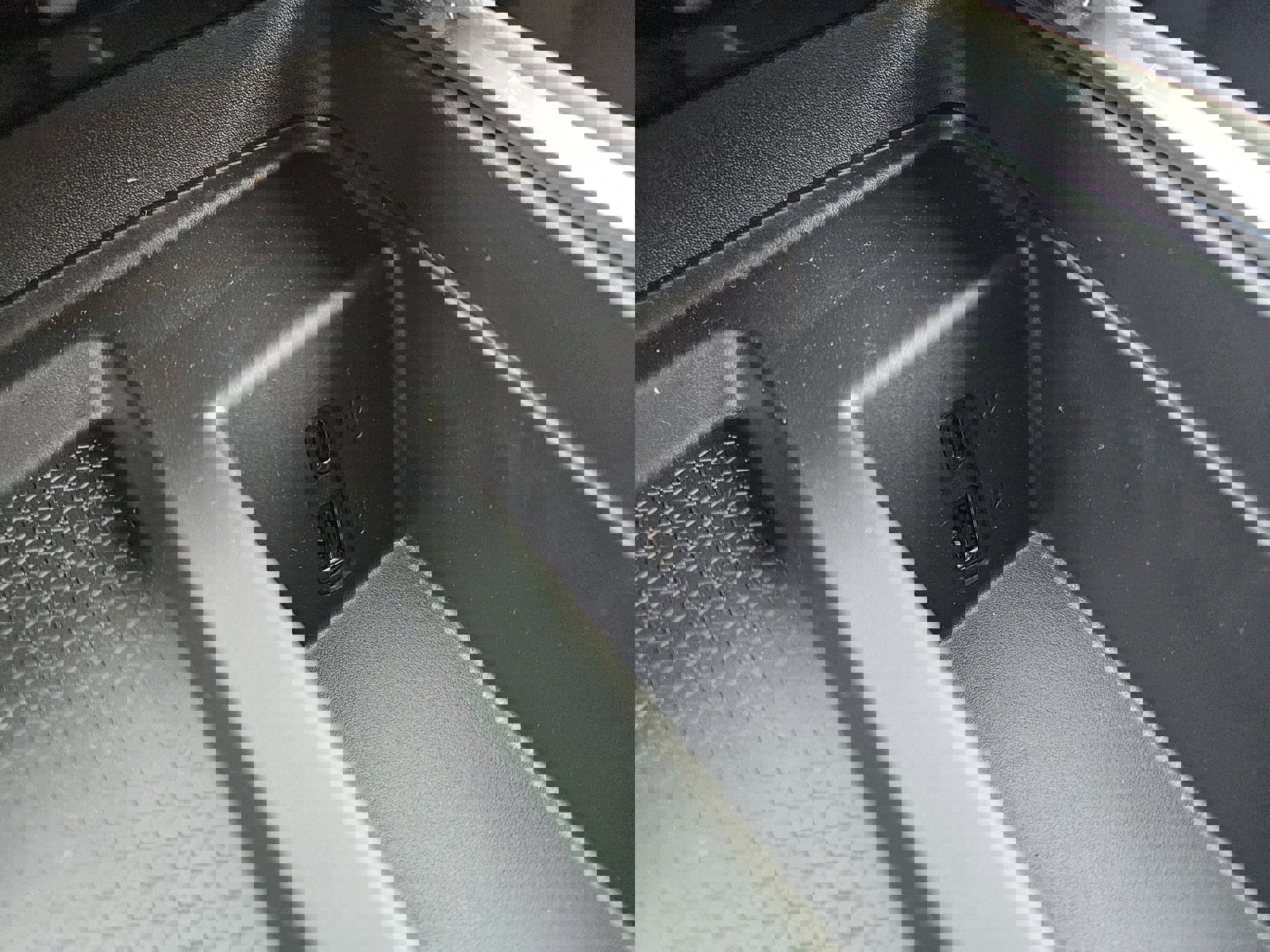 New 2026 GMC Acadia Elevation image 19