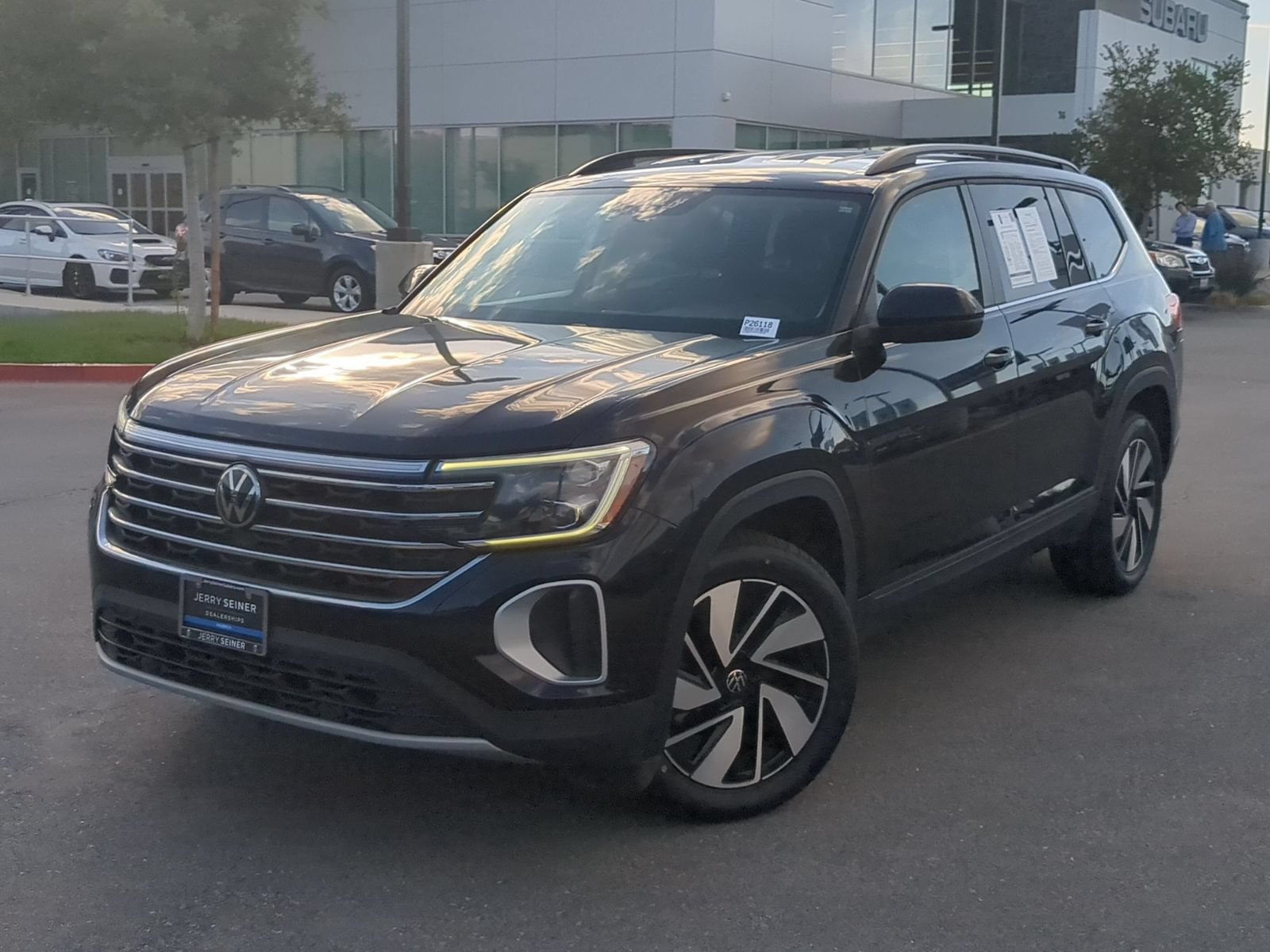 Used 2024 Volkswagen Atlas SE