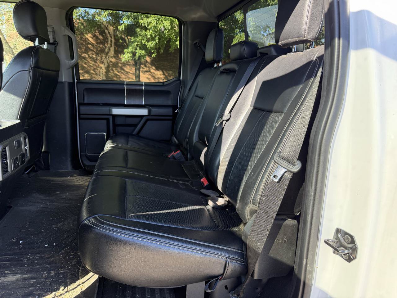 Used 2021 Ford F250 Lariat w/ Lariat Ultimate Package AWD/4WD image 8