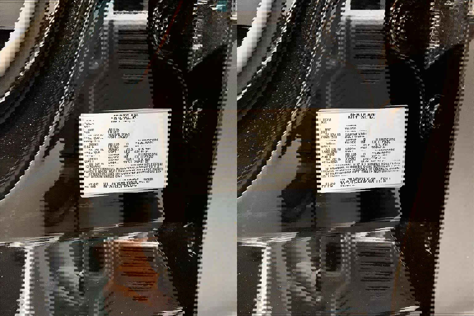 Used 2024 Tesla Model Y Performance image 30