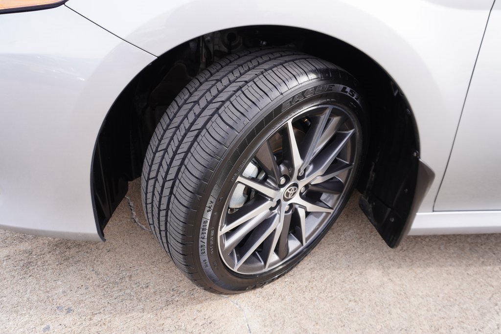 Used 2024 Toyota Camry XLE w/ Cold Weather Package image 28