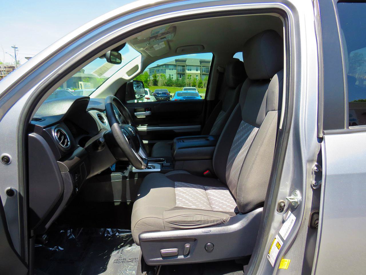 Used 2021 Toyota Tundra SR5 AWD/4WD image 11