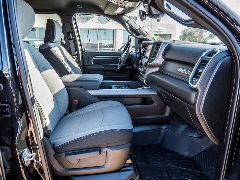 Used 2024 RAM 2500 Big Horn w/ Safety Group image 15