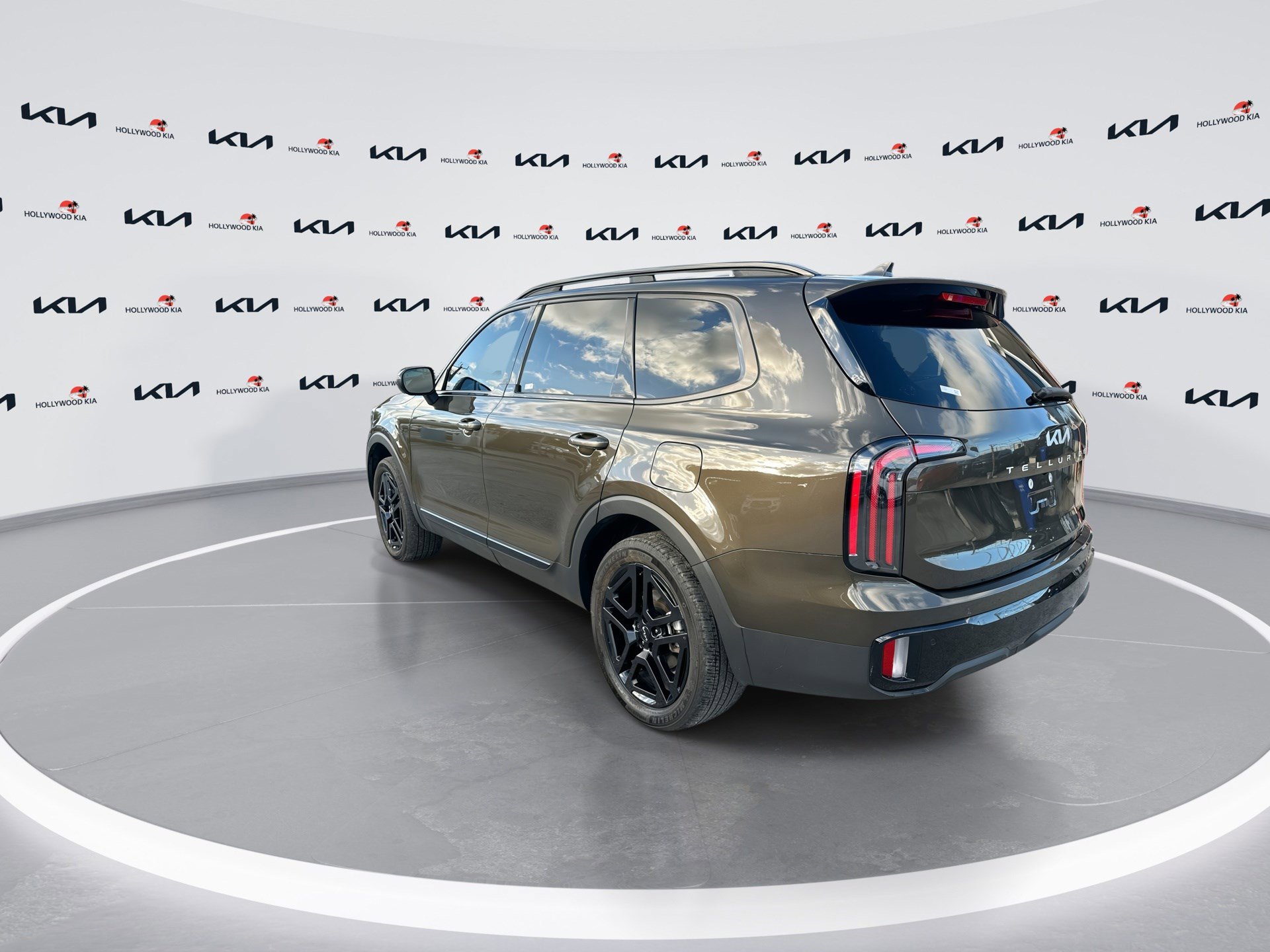 Used 2024 Kia Telluride EX X-Line AWD/4WD image 6
