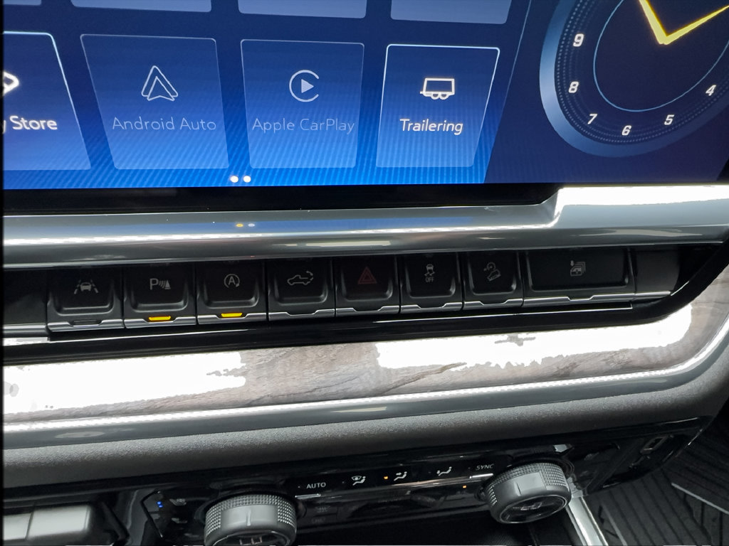 Used 2026 Chevrolet Silverado 1500 LTZ AWD/4WD image 48