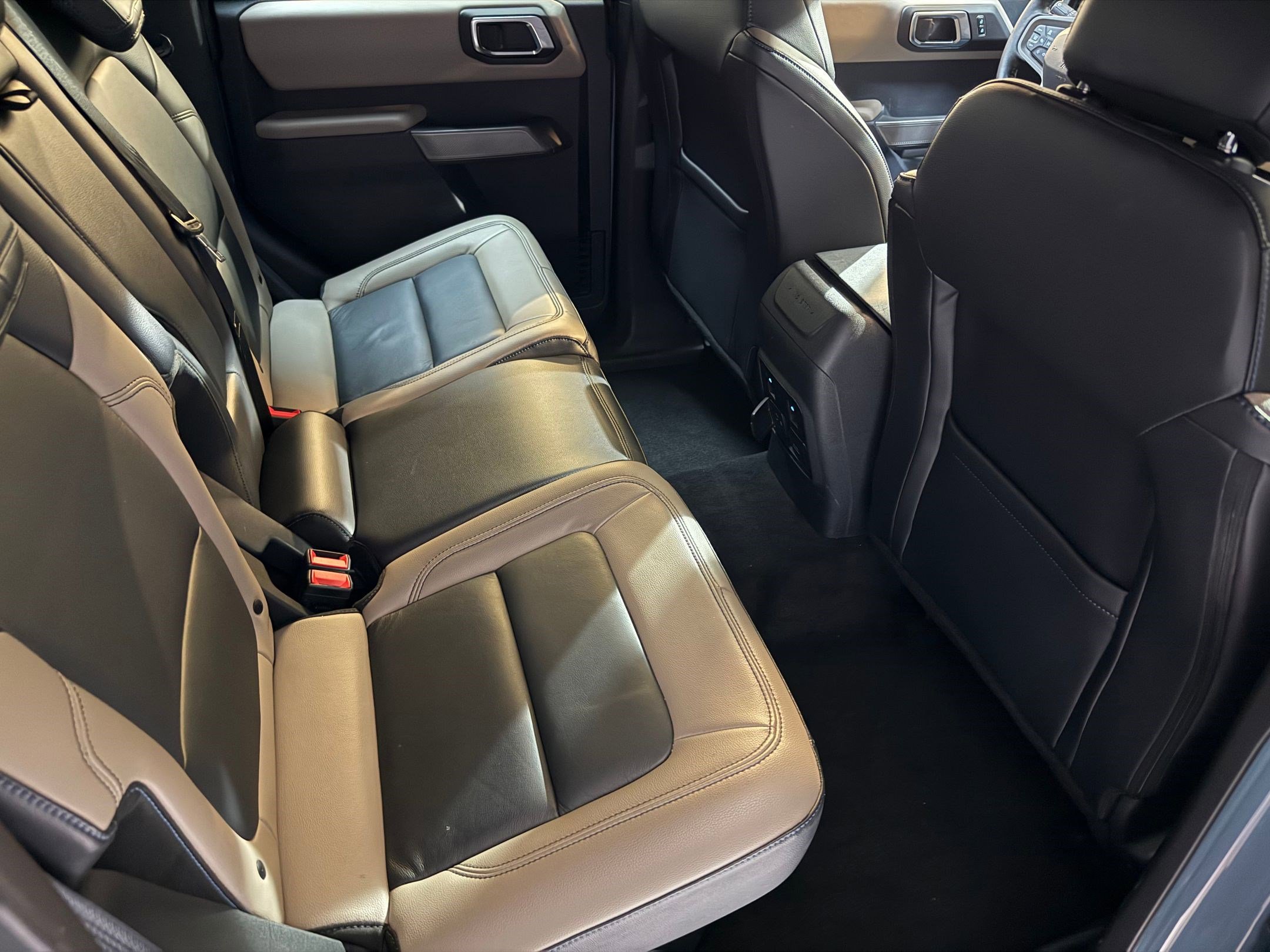 Used 2023 Ford Bronco Wildtrak image 47