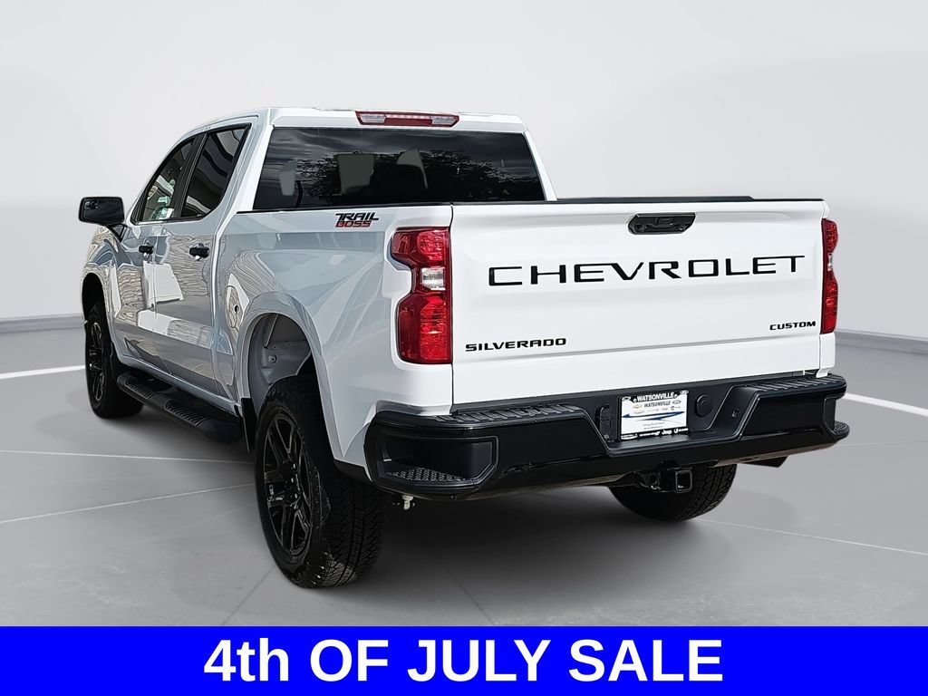 New 2026 Chevrolet Silverado 1500 Custom Trail Boss w/ Turbomax Blackout Package AWD/4WD image 5