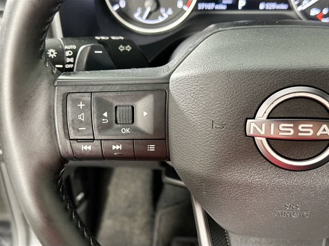 Used 2025 Nissan Rogue SV AWD/4WD image 20