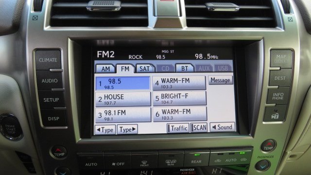 Used 2013 Lexus GX 460 image 10