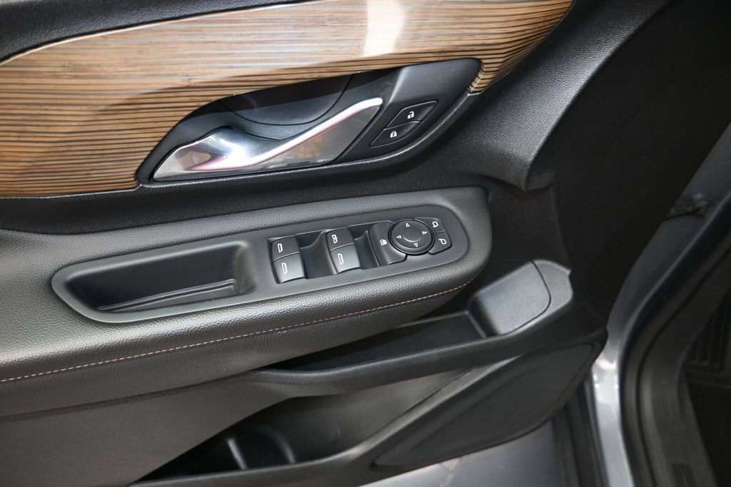 Used 2021 GMC Terrain SLE FWD image 11