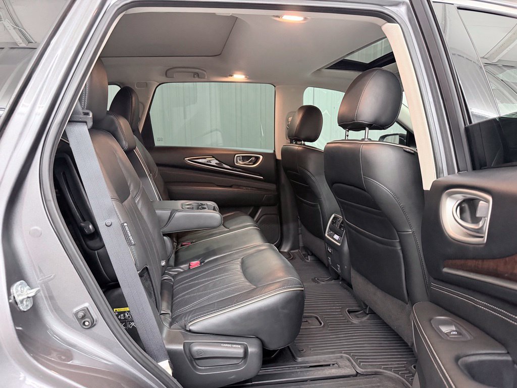 Used 2020 INFINITI QX60 Luxe w/ Sensory Package FWD image 43